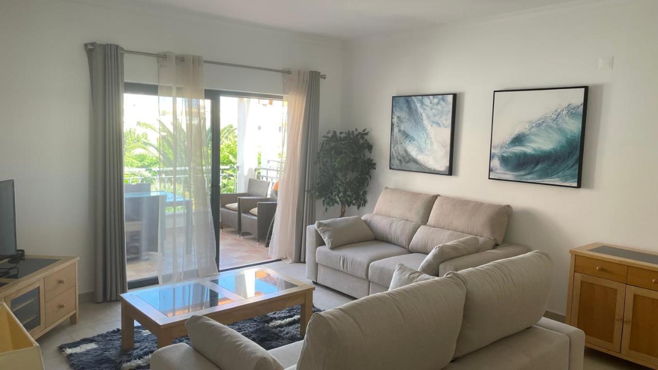 Amazing 2 Bedroom Apartment Near Beach With Pool Lagos Exterior photo
