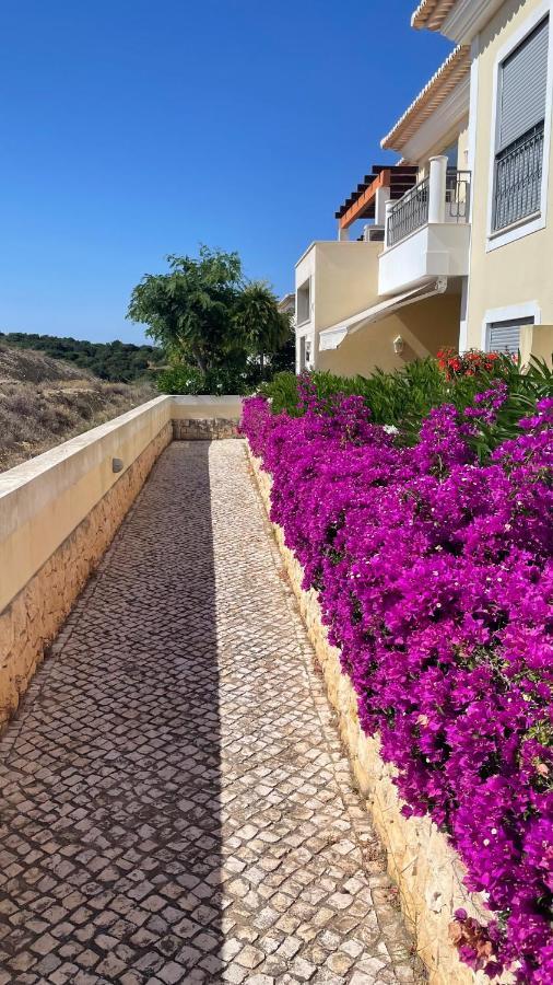 Amazing 2 Bedroom Apartment Near Beach With Pool Lagos Exterior photo