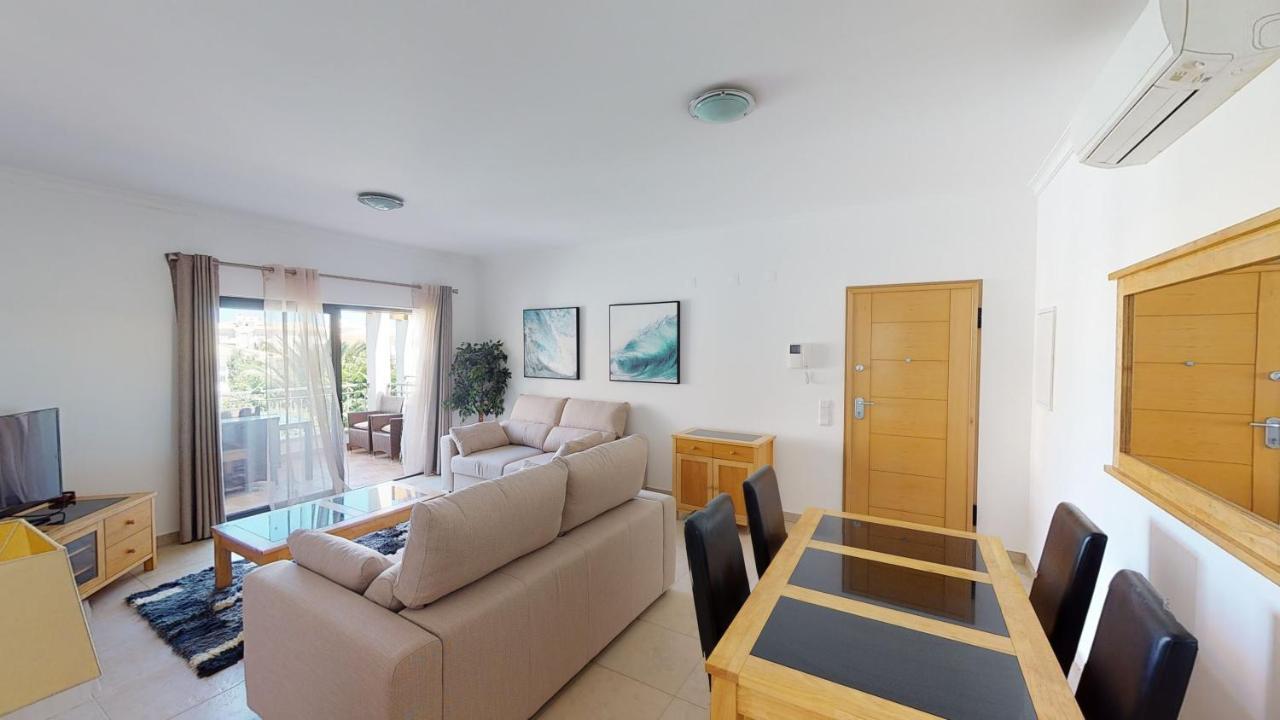 Amazing 2 Bedroom Apartment Near Beach With Pool Lagos Exterior photo