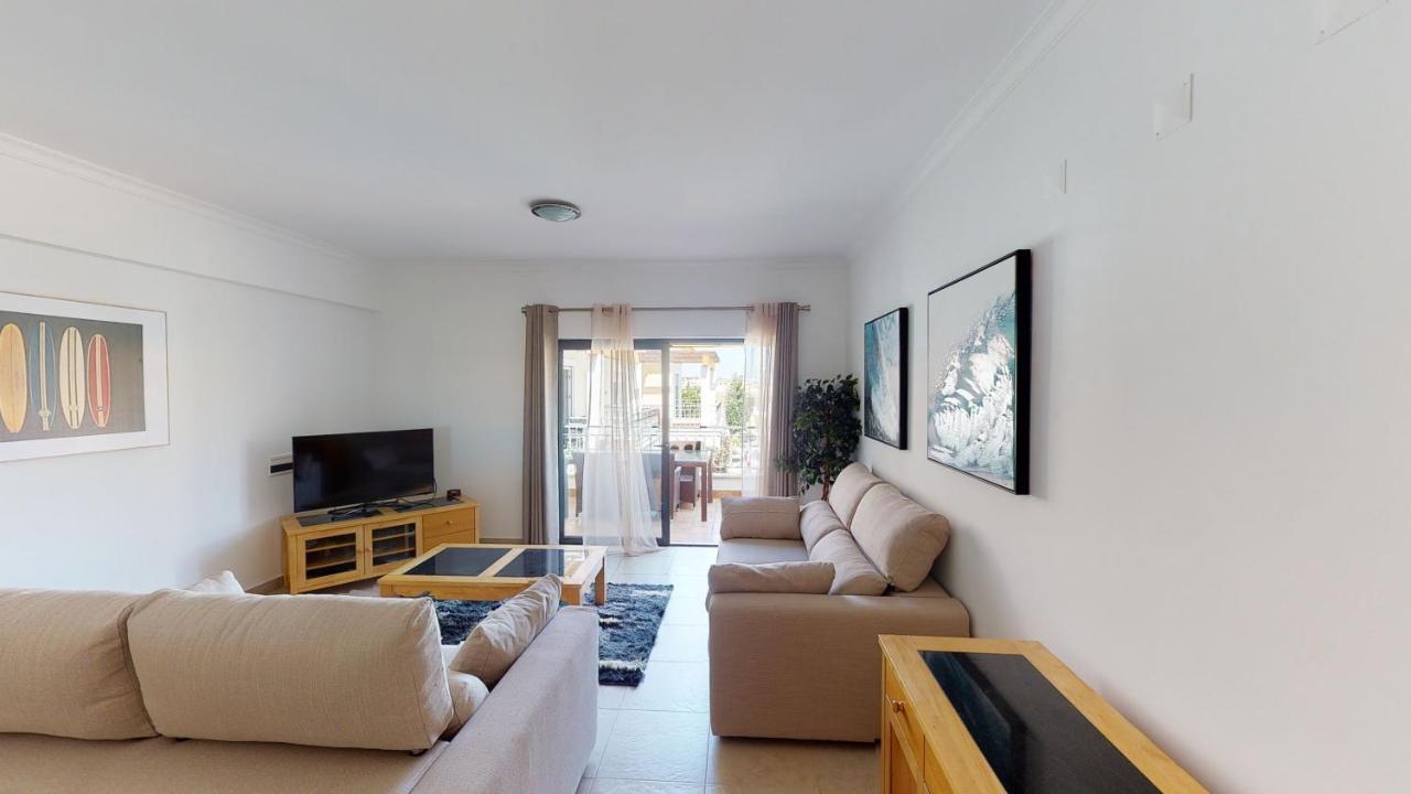 Amazing 2 Bedroom Apartment Near Beach With Pool Lagos Exterior photo